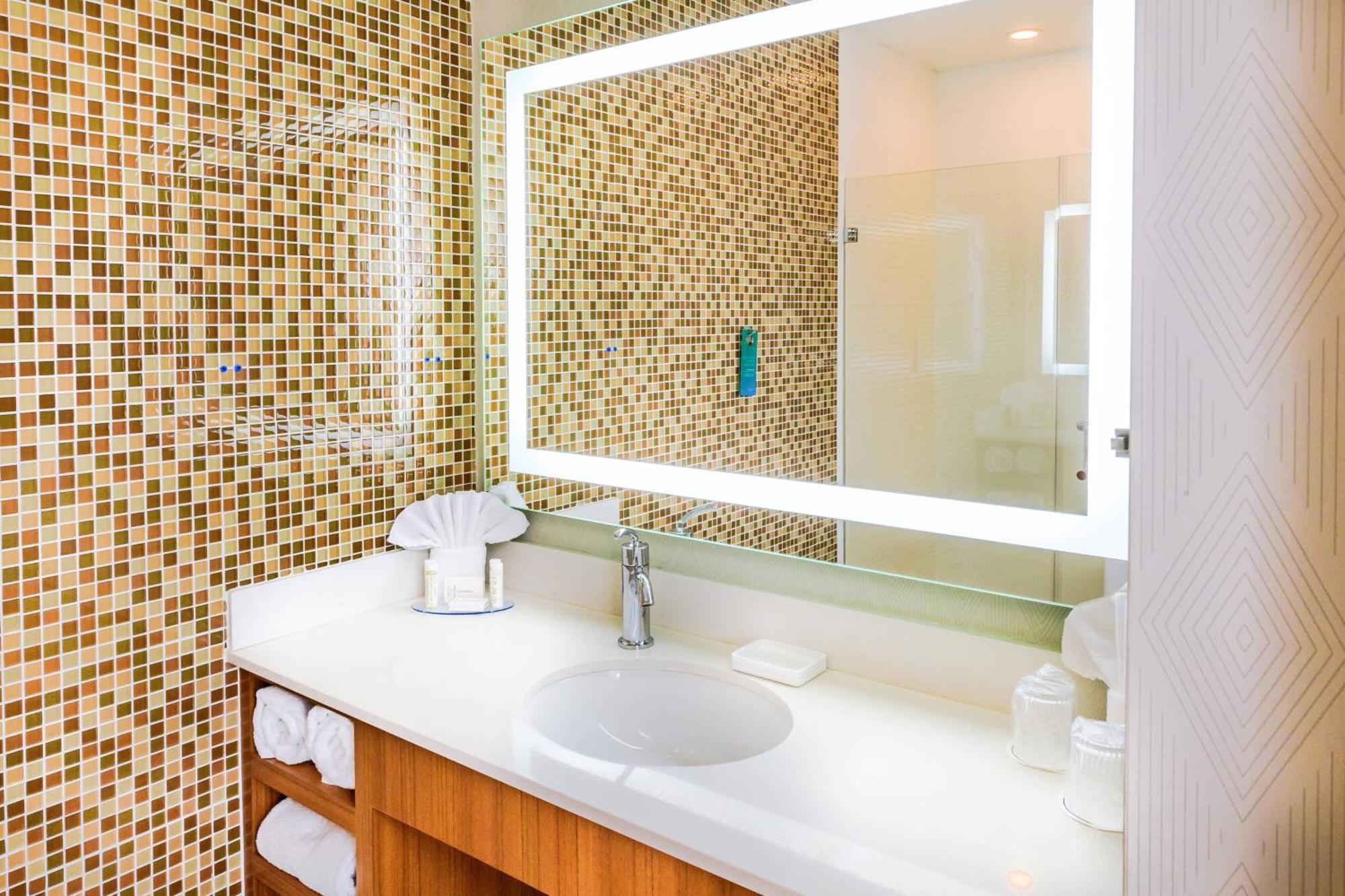 Springhill Suites By Marriott Houston Baytown Eksteriør bilde